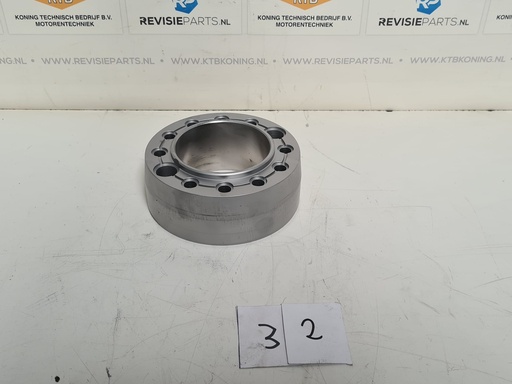 [KTBVolvoD12D-B032] Attachment valve (Crankshaft flange) Volvo D12 D-B